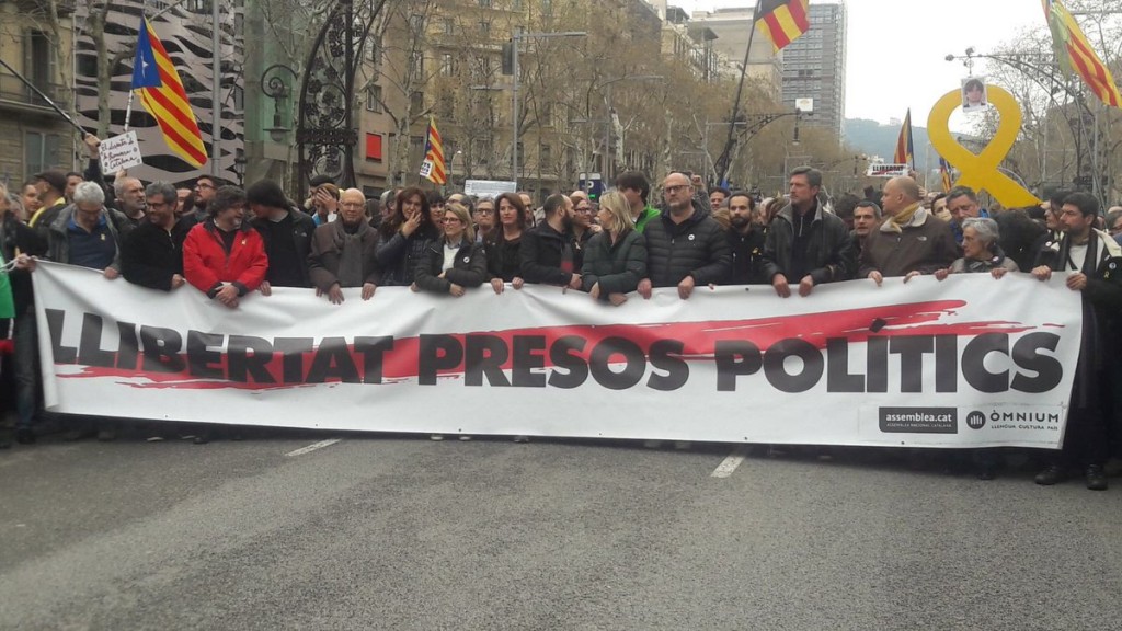 Manifestación tras la detención de Puigdemont. ERC