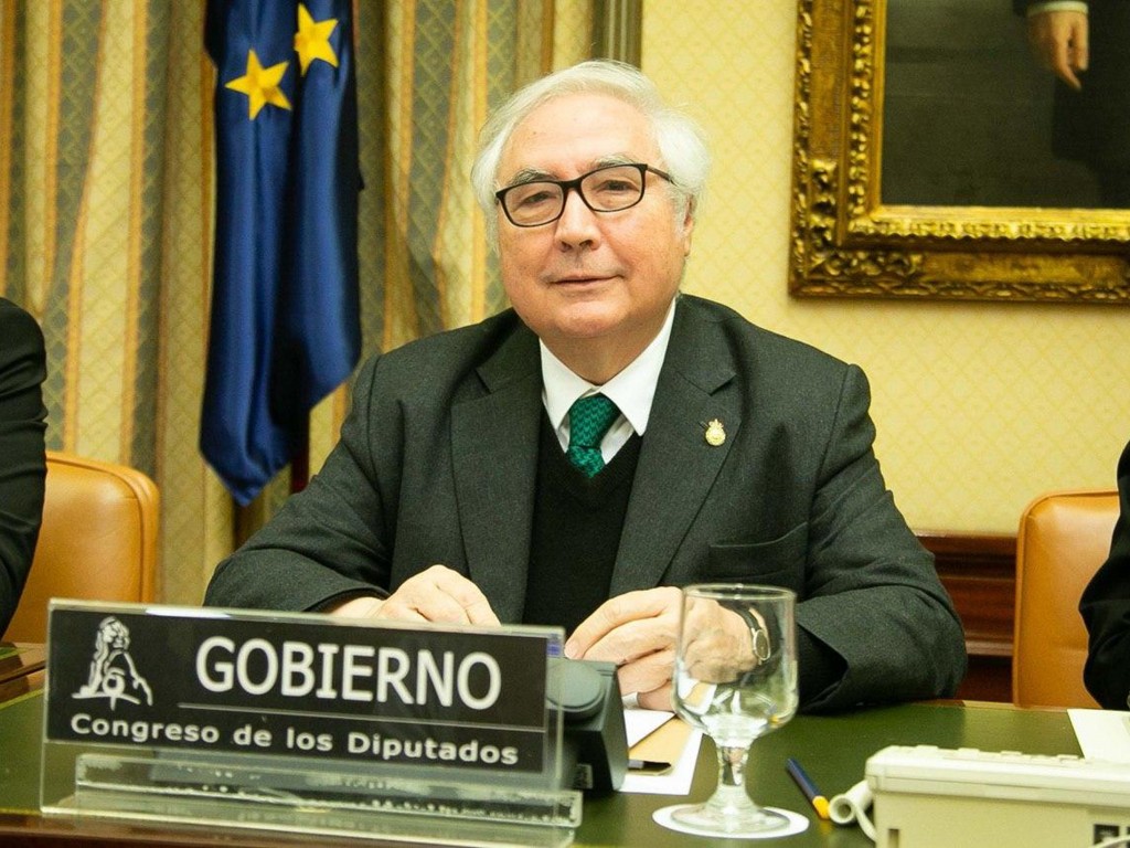 Manuel Castells Ministro Universidades