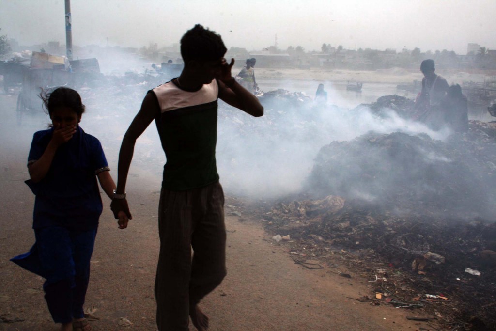 niños contaminacion plomo Bangladesh 2007 UNICEF