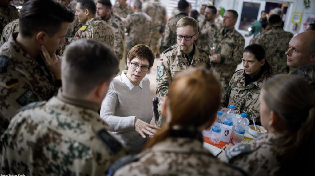 -ministra defensa alemania Annegret Kramp-Karrenbauer